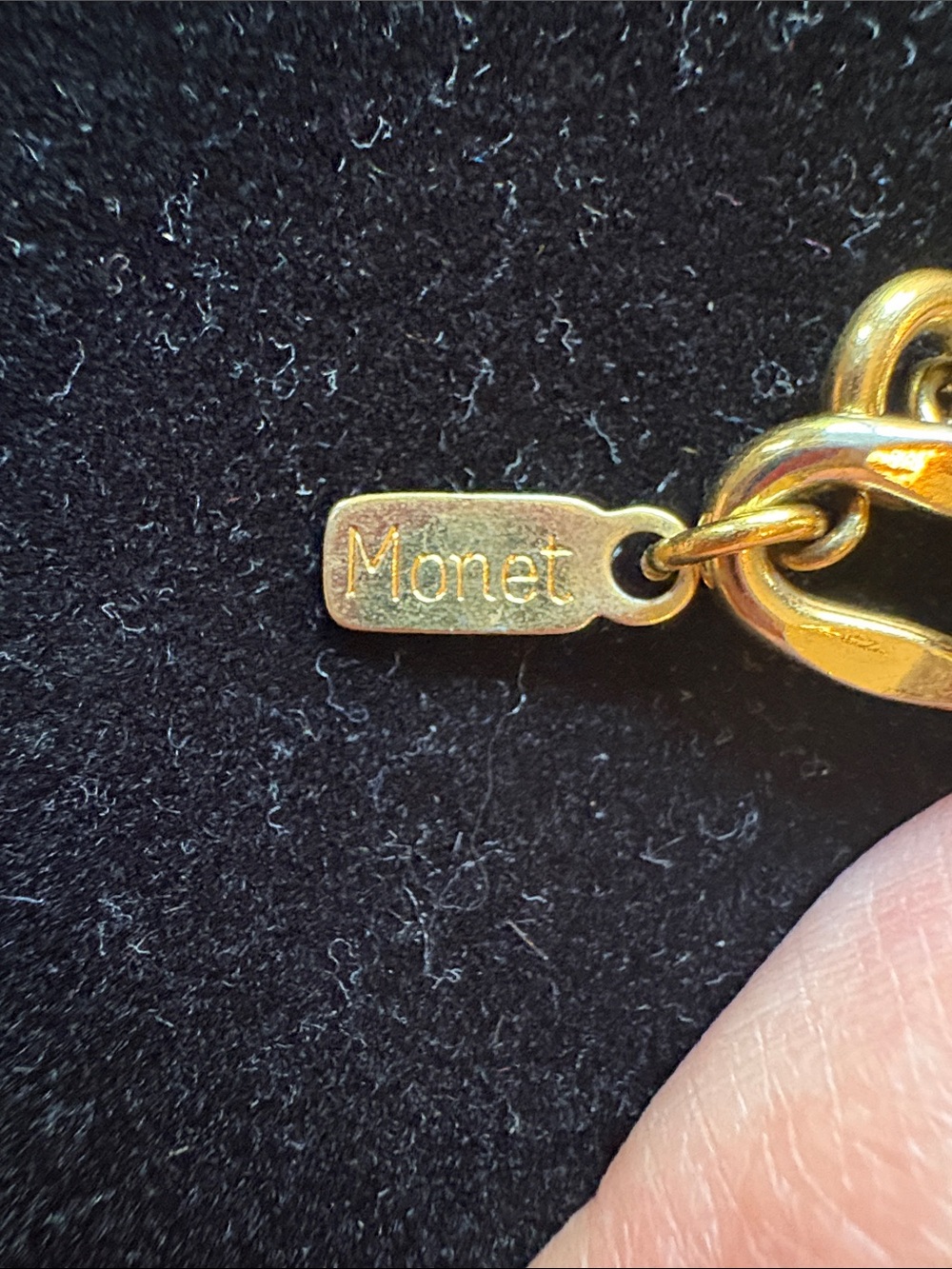 Monet gold chain link long necklace - Picture 4 of 7